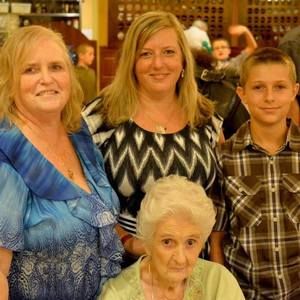 Meet your Posher, Melissa